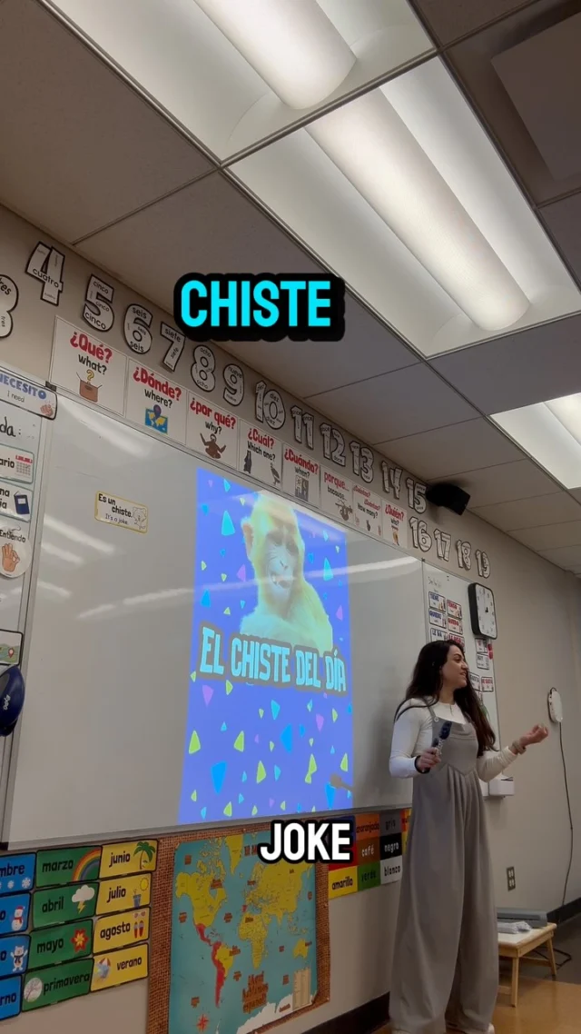 Joke of the Day in Spanish? Sí, por favor!
In these final days of school, my 1st and 2nd graders are loving our Joke of the Day routine! 

I keep the jokes simple and comprehensible so everyone can laugh and learn.

It’s the perfect way to end the year with smiles, Spanish, and some silliness.

Do you like this routine? 👇

 #jokedayroutine #comprehensibleinput #spanishteachersrock #firstgradefun #profe #teacherlife
#iteachspanish #elementaryspanishteachers