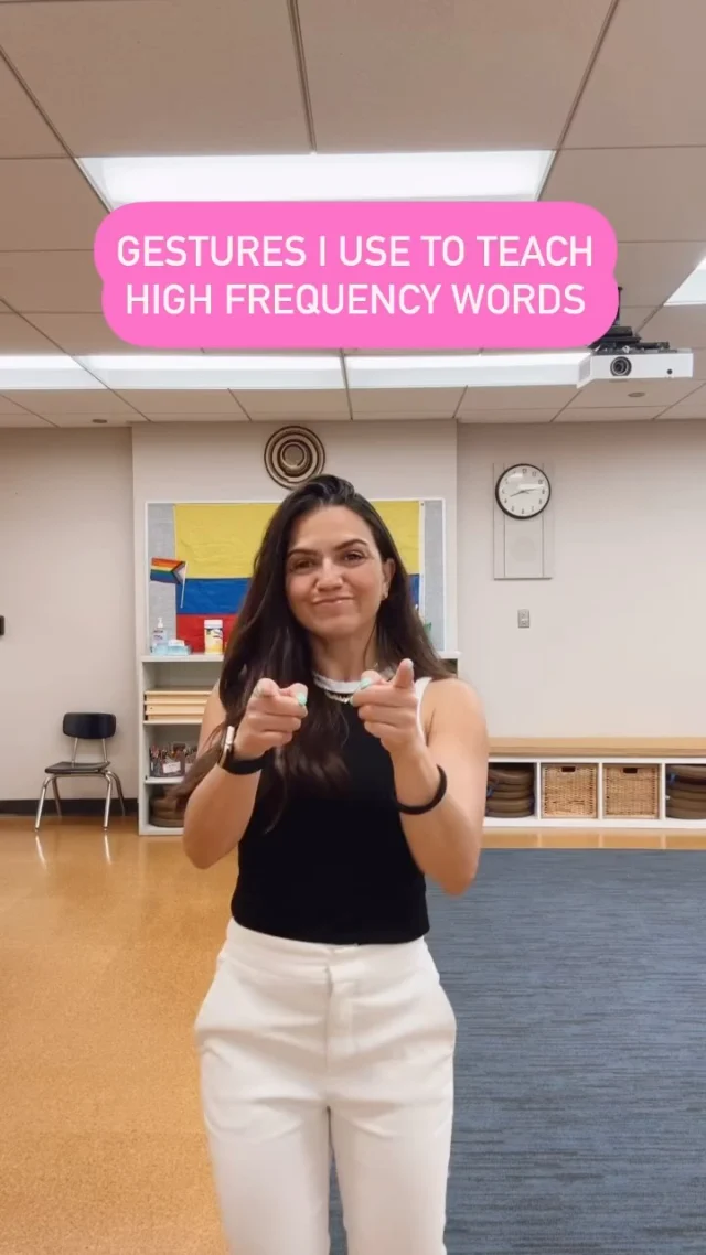 🖐️ Using gestures to teach high-frequency words helps make language stick! 

When students see the meaning and move with it, they understand and remember the words helping them to communicate in real life situations. 

It’s a powerful tool for language acquisition—comprehensible, fun, and brain-friendly! 

#iteachspanish #languageacquisition #profe #spanishteacher #acquisitiondriveninstruction #highfrequencywords